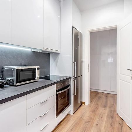 Modernised Athenian Apartment /W 2Br & 2Ba Atenas Exterior foto